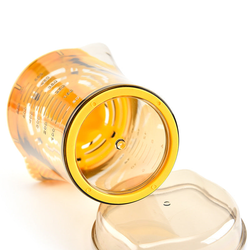 Manuel juicer med skalamåling