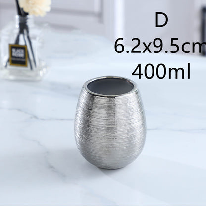 Børstet keramisk badeværelsessæt