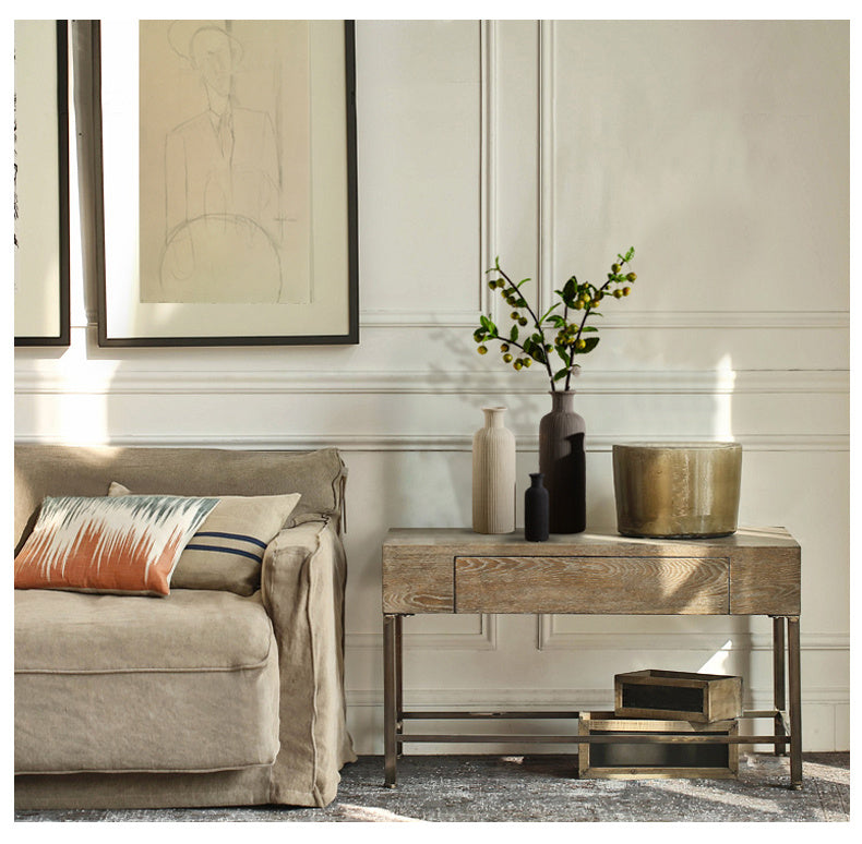 Minimalistisk keramisk vase