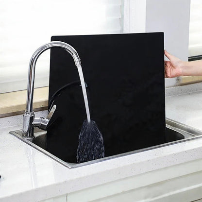 Mat sort skærebræt